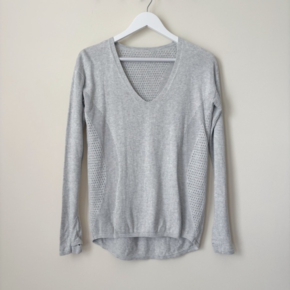 Lululemon Still Movement Sweater Medium Heathered Nimbus - Picture 1 of 10